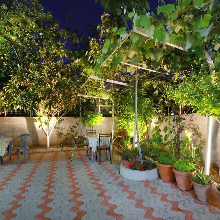 My Home Guest House-Apartment ดูร์เรส ภายนอก รูปภาพ