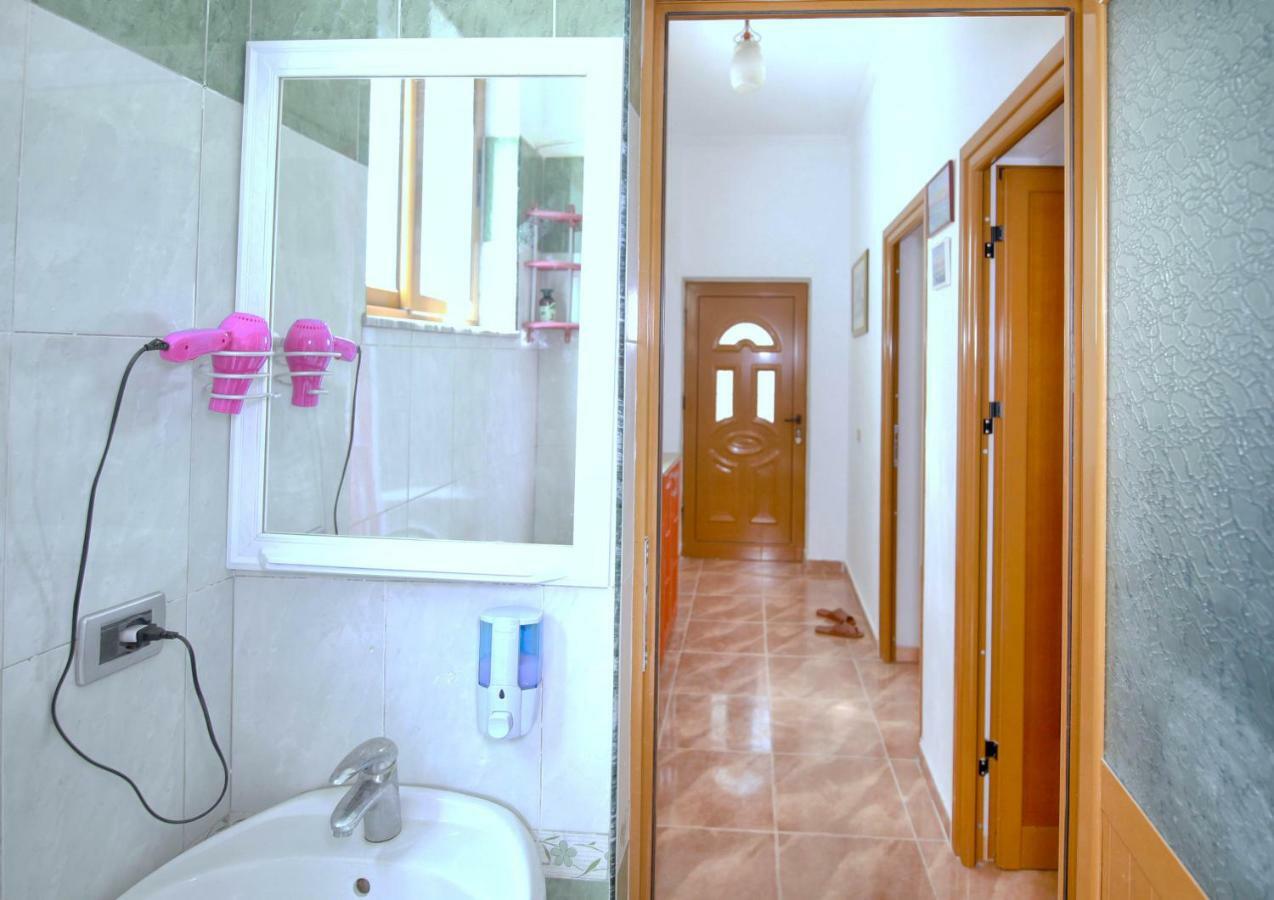 My Home Guest House-Apartment ดูร์เรส ภายนอก รูปภาพ